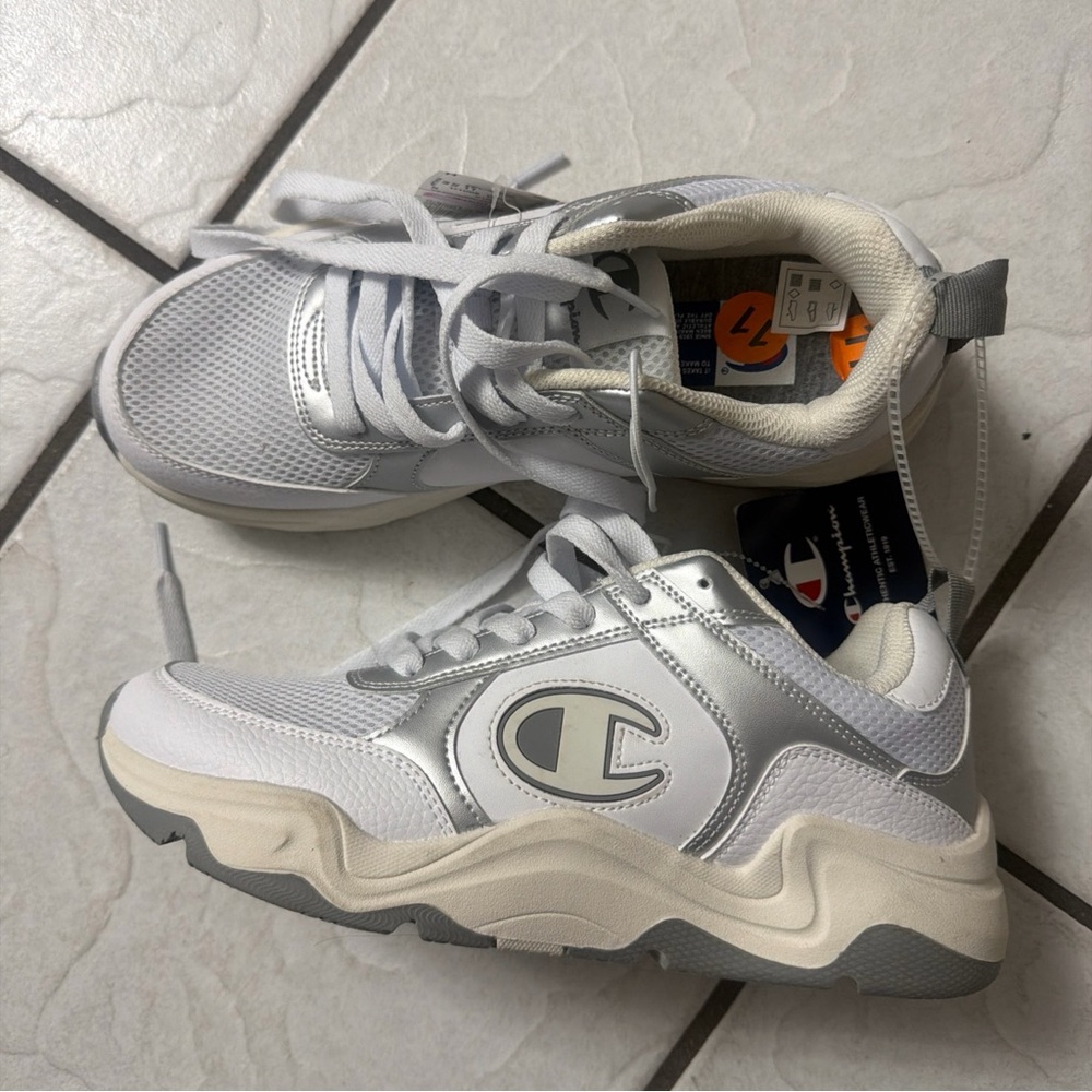 Men's Size 11 M Champion Kinna Retro Sneaker Shoes